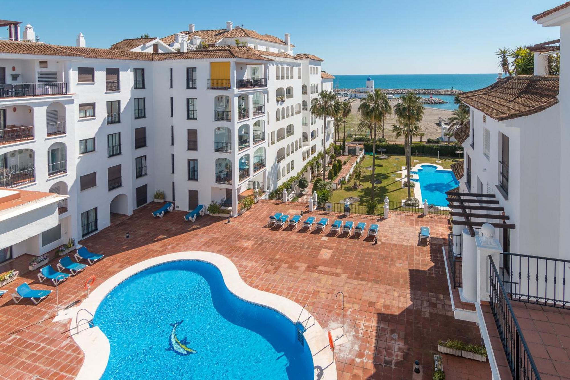 2233-Lovely 2 Bedrooms On The Beach, Pool And Port Manilva Exteriér fotografie